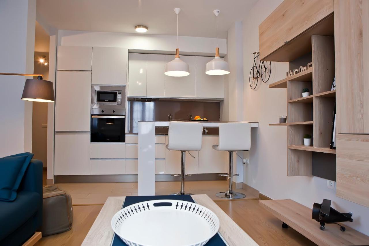 Luz Y Tranquilidad En El Casco Historico - Parking Gratis Apartment Seville
