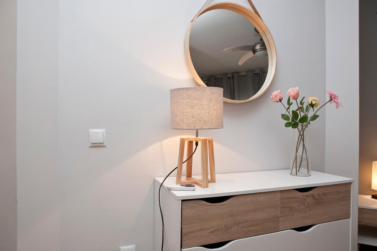 Luz Y Tranquilidad En El Casco Historico - Parking Gratis Apartment